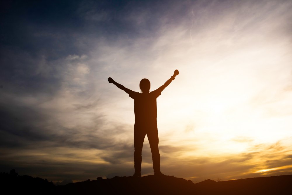 Morning vs Night Manifestation Routine Which Is Better for Results?